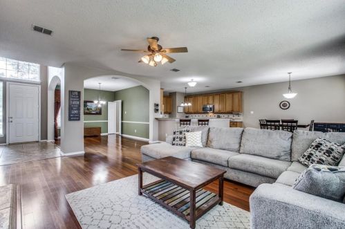 1201 Sheffield Dr, Midlothian TX  76063-7693 exterior