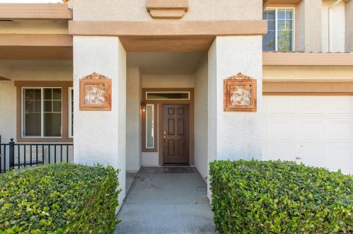 10128 Frank Greg Way, Elk Grove, CA 95757-5970