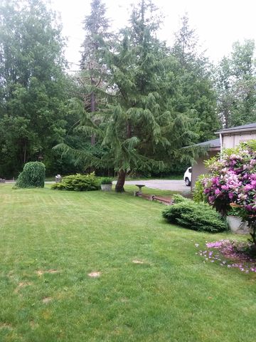 223 Clark Ave, Winlock, WA 98596-9780