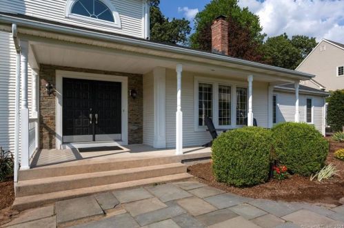 184 Fairway Xing, Glastonbury, CT 06033-1450