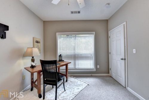 4333 Dunwoody Park, Atlanta GA  30338-5795 exterior