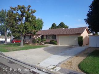 2915 Elmlawn Dr, Anaheim CA  92804-3914 exterior