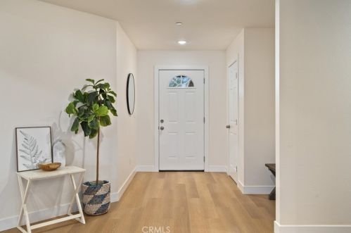 6221 Melody Ln, Paradise, CA 95969-3518