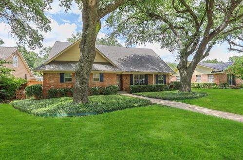 9525 Brentgate Dr, Dallas, TX 75238-1811