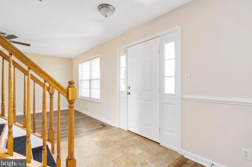 7513 Sterling Dr, Fredericksburg, VA 22407-7379