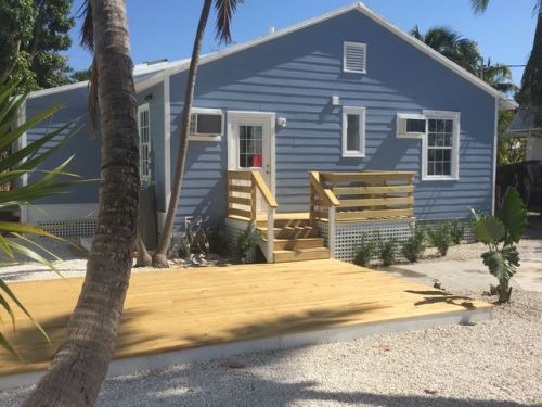 3230 Duck Ave, Key West, FL 33040-4182