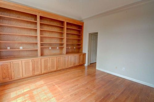 305 Hunting View Ct, Atlanta GA  30328-2779 exterior