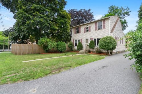39 Susan Ave, Providence, RI 02919-1434