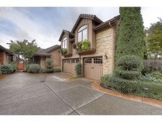 15355 Rivershore Dr, Vancouver, WA 98683-5376