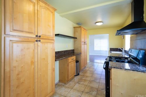 6060 Stearns St, Riverside CA  92504-1739 exterior