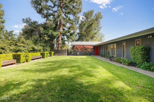 1604 Woodglen Ln, Altadena, CA 91001-1819