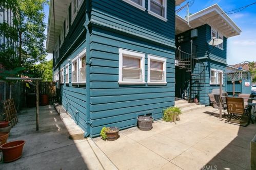 244 Kenwood St, Glendale CA  91206-4209 exterior