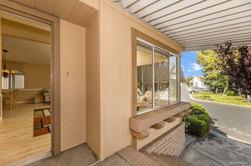 3531 Don Carlos Dr, Carlsbad, CA 92010-3910