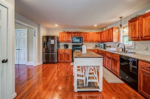 210 Gordon Rd, Big Canoe GA  30143-1021 exterior