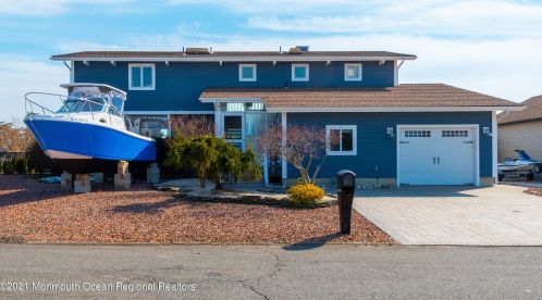 1208 Gannet Ct, Lacey, NJ 08731-5533