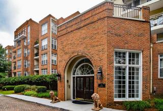 175 15th St, Atlanta GA 30318-7803 exterior