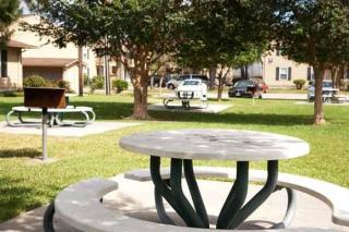 500 Wall Blvd, Gretna LA  70056-7768 exterior