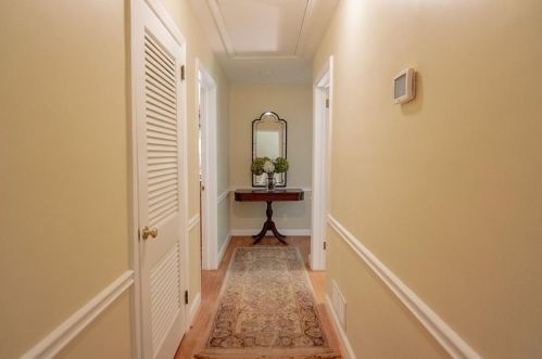 100 Finchley Ct, Atlanta GA  30328-2034 exterior