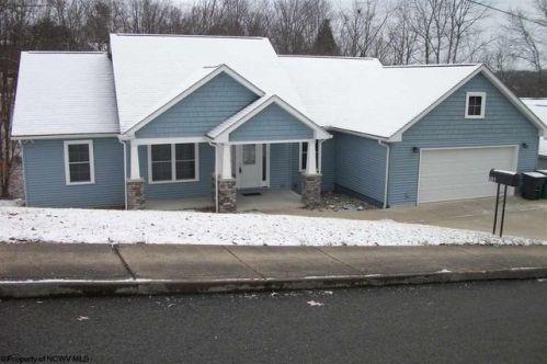 118 Frum Rd, Lake Ridge WV  26330-1161 exterior