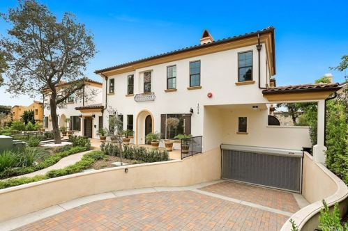 1013 Holly Ave, Arcadia, CA 91007-6842