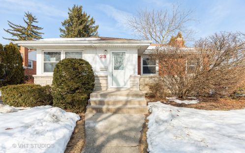 23 Reuter Dr, Arlington Hts, IL 60005-1119