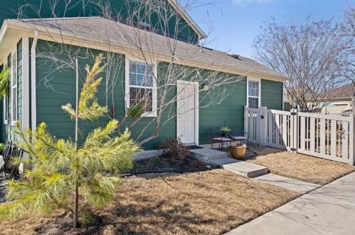 2341 Herzog, Uhland TX 78640-6121 exterior