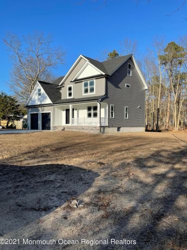 367 Hoover Ave, Berkeley Township, NJ 08721-2865