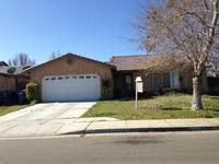 102 Arabian St, Coalinga, CA 93210-3613