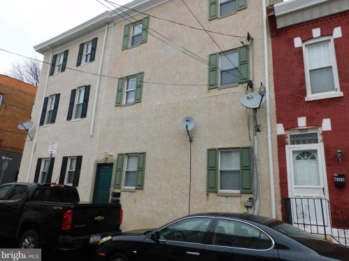 4313 Fleming St, Philadelphia, PA 19128-4920