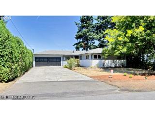 11633 Klickitat St, Portland, OR 97220-1623