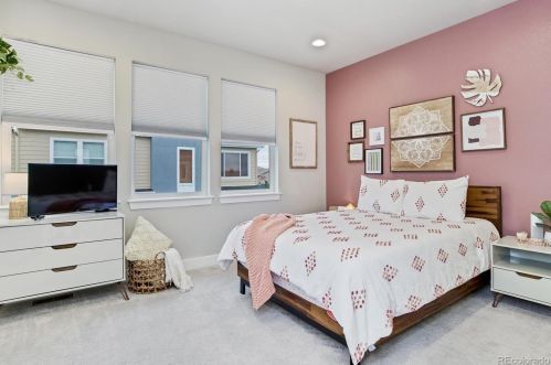 6749 Tempe Ct, Aurora CO  80016-2778 exterior