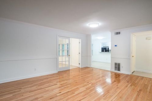 34 Arpege Way, Atlanta GA  30327-1020 exterior