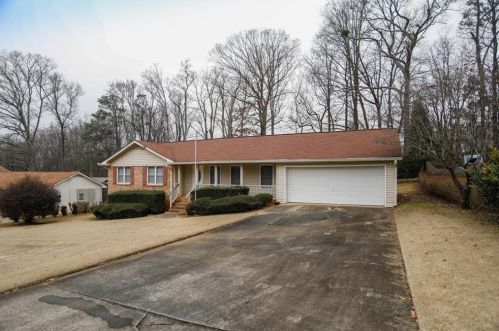2073 Rock Creek Rd, Buford, GA 30519-4363