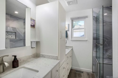 1515 Richfield Way, Denver CO  80017-5273 exterior