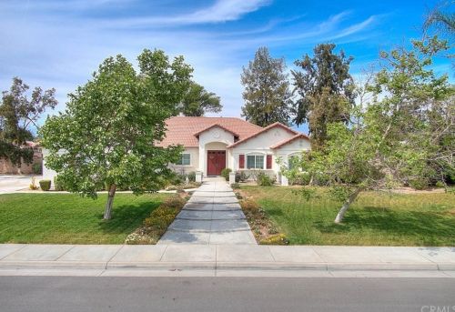 4282 Lexington Ave, Chino, CA 91710-1608