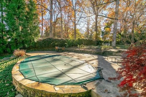 3224 King Springs Rd, Smyrna, GA 30080-4327