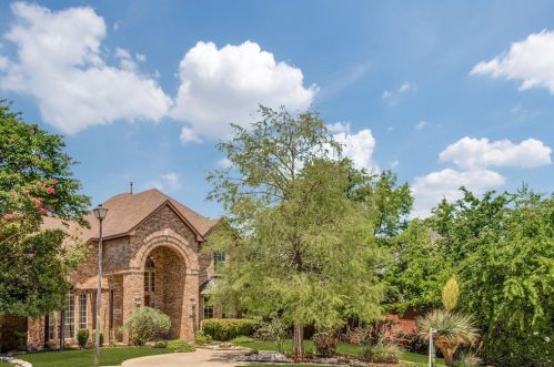 6309 Dysart Cir, Dallas TX  75214-5605 exterior