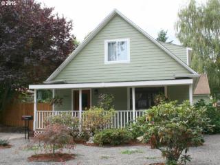 9537 Exeter Ave, Portland OR  97203-5915 exterior