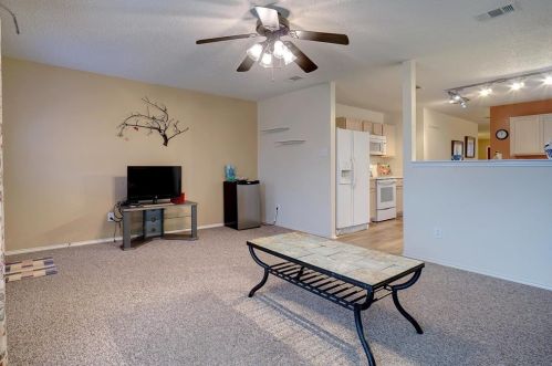 5232 Bedfordshire Dr, Fort Worth TX  76135-1437 exterior