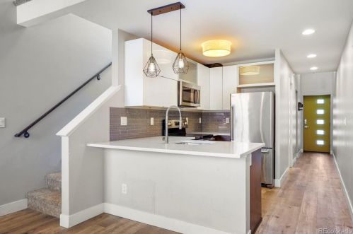 3262 Elm St, Denver CO  80207-7311 exterior