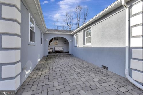 508 Cambridge Rd, Blenheim, NJ 08012-1411