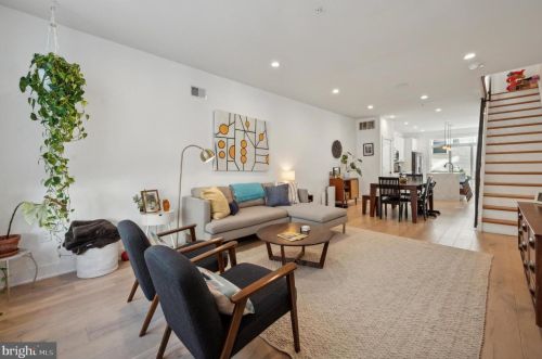 1216 27th St, Philadelphia, PA 19121-4640