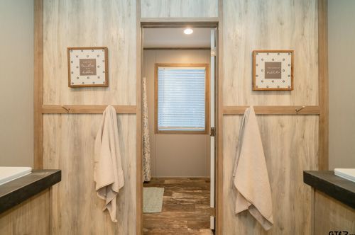 2396 Blocker Rd, Marshall TX 75672-3720 exterior