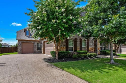 1155 Sunlight Dr, Lewisville, TX 75028-4051