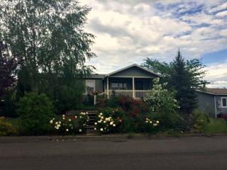 319 Monte Dr, Roseburg OR  97471-2935 exterior