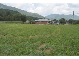 938 Rittertown Rd, Hampton, TN 37658-3132