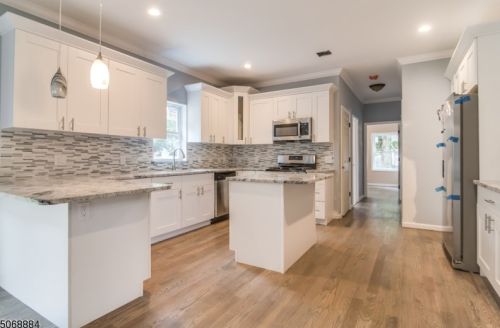 42-1 Indian Spring Rd, Mount Olive, NJ 07828-1903