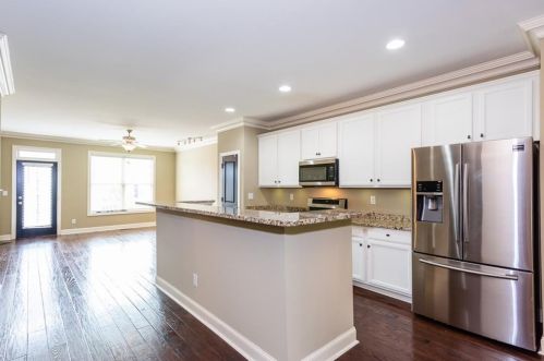 7060 Elmwood Ridge Ct, Atlanta GA  30340-1873 exterior
