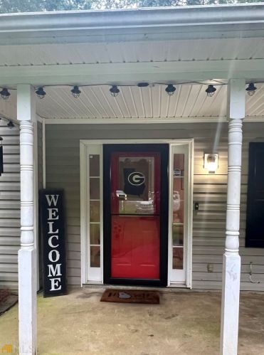 80 Happy Valley Estates Dr, Newnan, GA 30263-5951