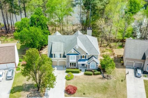 800 Yosemite Dr, Suwanee, GA 30024-4007